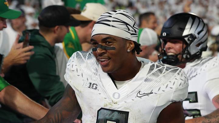 Sep 27, 2025; University Park, Pennsylvania, USA; Oregon Ducks running back Jordon Davison (0) reacts after defeating the Penn State Nittany Lions at Beaver Stadium. Mandatory Credit: Matthew O'Haren-Imagn Images Sep 27, 2025; University Park, Pennsylvania, USA; Oregon Ducks running back Jordon Davison (0) reacts after defeating the Penn State Nittany Lions at Beaver Stadium. Mandatory Credit: Matthew O'Haren-Imagn Images