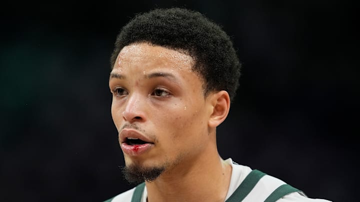 New York Knicks v Milwaukee Bucks