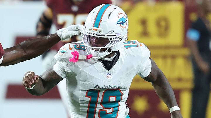 Miami Dolphins linebacker Kyle Louis