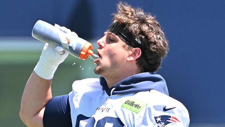 Jun 9, 2026; Foxborough, MA, USA; New England Patriots offensive tackle Will Campbell (66) gets a drink during minicamp at Gillette Stadium. Mandatory Credit: Eric Canha-Imagn Images Jun 9, 2026; Foxborough, MA, USA; New England Patriots offensive tackle Will Campbell (66) gets a drink during minicamp at Gillette Stadium. Mandatory Credit: Eric Canha-Imagn Images