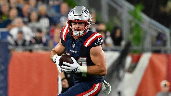 Aug 13, 2026; Foxborough, Massachusetts, USA; New England Patriots running back Lan Larison (34) runs the ball up the field against the Indianapolis Colts during the first half at Gillette Stadium. Mandatory Credit: Eric Canha-Imagn Images Aug 13, 2026; Foxborough, Massachusetts, USA; New England Patriots running back Lan Larison (34) runs the ball up the field against the Indianapolis Colts during the first half at Gillette Stadium. Mandatory Credit: Eric Canha-Imagn Images