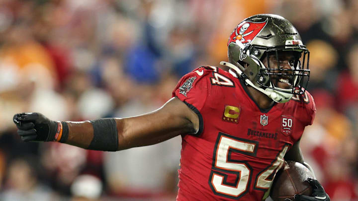 Tampa Bay Buccaneers linebacker Lavonte David (54) recovers a fumble by the Carolina Panthers 