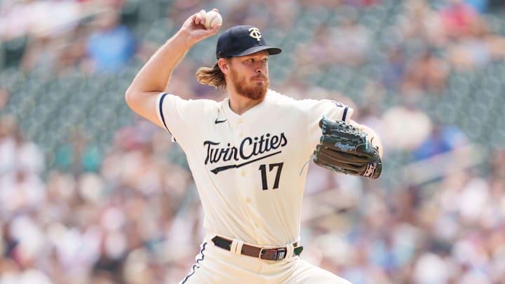 Minnesota Twins starting pitcher Bailey Ober (17)