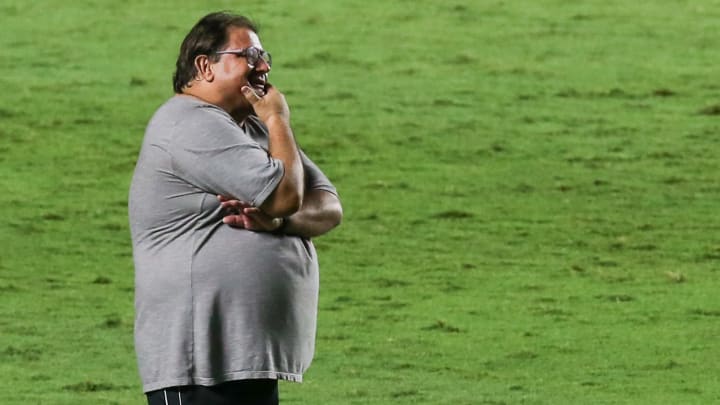 Com Guto Ferreira, o Bahia melhorou e renovou suas esperanças na luta contra o Z-4 do Campeonato Brasileiro. 