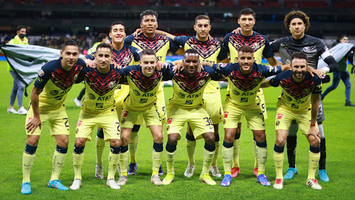 Pese al cobijo de su gente, Club América fue goleado 2-3 por el Atlético San Luis. Pese al cobijo de su gente, Club América fue goleado 2-3 por el Atlético San Luis.