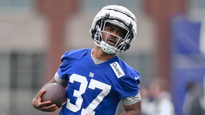 New York Giants running back Damon Bankston participates in a drill New York Giants running back Damon Bankston participates in a drill