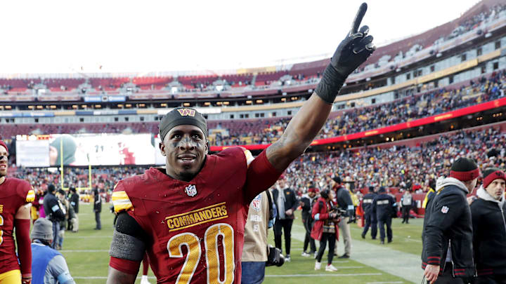 Quan Martin celebrates after the Washington Commanders beat the Philadelphia Eagles.