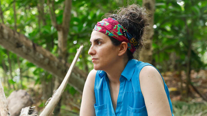 “Epic Party” – 24 returning players are abandoned on the islands of Fiji for a monumental 50th season, with the chance to win $1 million. The theme of the season, “In the Hands of the Fans,” quickly materializes as decisions from the fan vote swiftly and forcefully impact the game. Credit: CBS