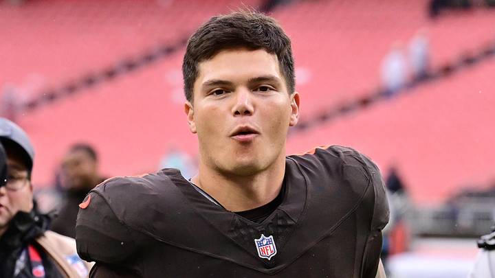 Cleveland Browns Dillon gabriel quarterback nfl jersey number change Jared Verse trade marcus mariota oregon ducks 