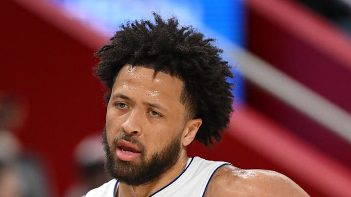 Mar 12, 2026; Detroit, Michigan, USA;  Detroit Pistons head coach J.B. Bickerstaff talks with Pistons guard Cade Cunningham (2) : Lon Horwedel-Imagn Images