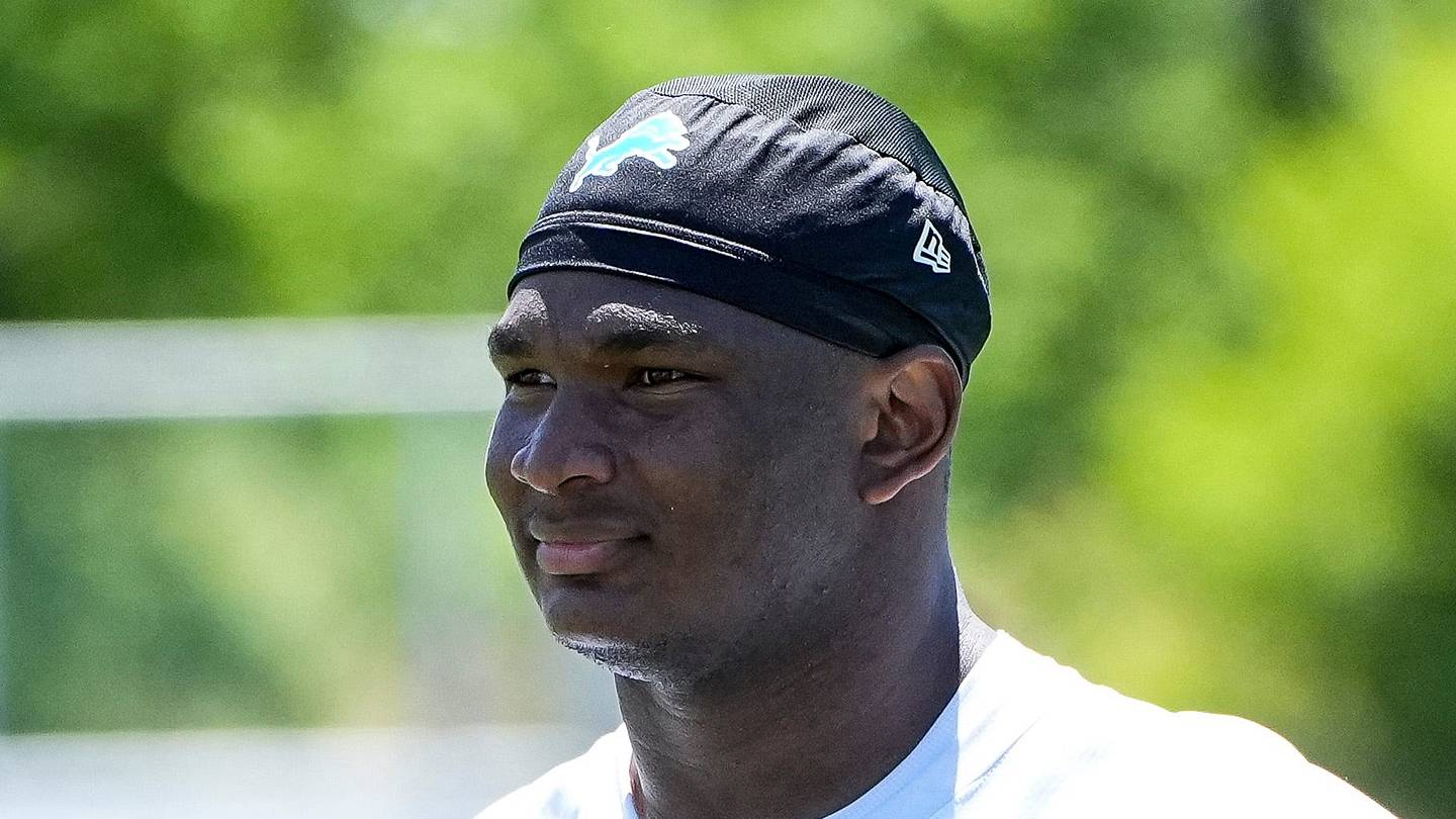 Lions Week 2 Rookie Report: Who Is Making Waves, Disappointing at Camp?