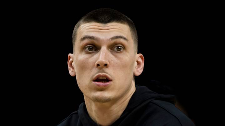 Miami Heat guard Tyler Herro (14) warms up before the game against the Golden State Warriors at Chase Center on January 7, 2025.