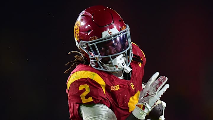 Sep 20, 2025; Los Angeles, California, USA; Southern California Trojans running back Waymond Jordan (2) runs the ball against the Michigan State Spartans during the second half at the Los Angeles Memorial Coliseum. Mandatory Credit: Gary A. Vasquez-Imagn Images Sep 20, 2025; Los Angeles, California, USA; Southern California Trojans running back Waymond Jordan (2) runs the ball against the Michigan State Spartans during the second half at the Los Angeles Memorial Coliseum. Mandatory Credit: Gary A. Vasquez-Imagn Images