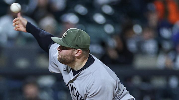 May 15, 2026; New York City, New York, USA; New York Yankees pitcher David Bednar (53) delivers a pitch during the ninth inning against the New York Mets at Citi Field. Mandatory Credit: Vincent Carchietta-Imagn Images May 15, 2026; New York City, New York, USA; New York Yankees pitcher David Bednar (53) delivers a pitch during the ninth inning against the New York Mets at Citi Field. Mandatory Credit: Vincent Carchietta-Imagn Images