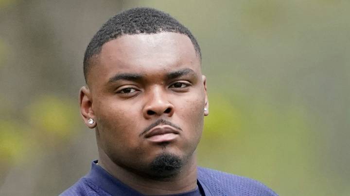 Chicago Bears offensive lineman Kiran Amegadjie
