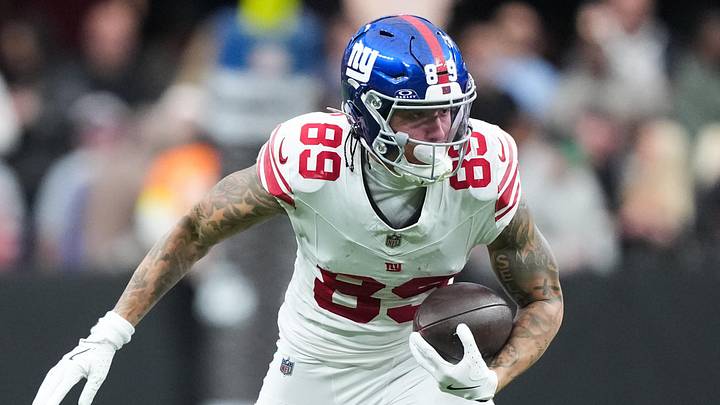 Dec 28, 2025; Paradise, Nevada, USA; New York Giants wide receiver Isaiah Hodgins (89) moves the ball after a catch in the first quarter against the Las Vegas Raiders at Allegiant Stadium. Dec 28, 2025; Paradise, Nevada, USA; New York Giants wide receiver Isaiah Hodgins (89) moves the ball after a catch in the first quarter against the Las Vegas Raiders at Allegiant Stadium.