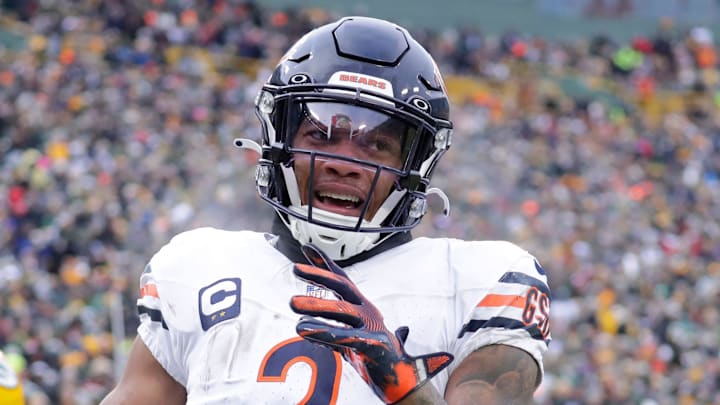 Chicago Bears wide receiver DJ Moore (2) scores a touchdown on a reception against the Green Bay Packers in the fourth quarter during their football game Sunday, January 5, 2025, at Lambeau Field in Green Bay, Wisconsin.