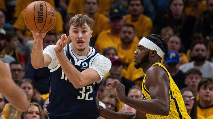 Oct 23, 2026; Indianapolis, Indiana, USA; Dallas Mavericks forward Cooper Flagg (32) passes the ball while Indiana Pacers forward Jarace Walker (5) defends in the first half at Gainbridge Fieldhouse. Mandatory Credit: Trevor Ruszkowski-Imagn Images Oct 23, 2026; Indianapolis, Indiana, USA; Dallas Mavericks forward Cooper Flagg (32) passes the ball while Indiana Pacers forward Jarace Walker (5) defends in the first half at Gainbridge Fieldhouse. Mandatory Credit: Trevor Ruszkowski-Imagn Images