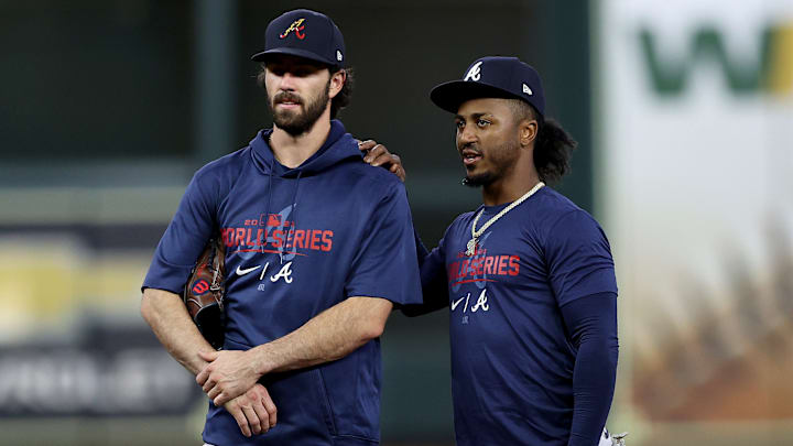 Dansby Swanson y Ozzie Albies son dos de los jugadores del roster de los Bravos en la Serie Mundial 