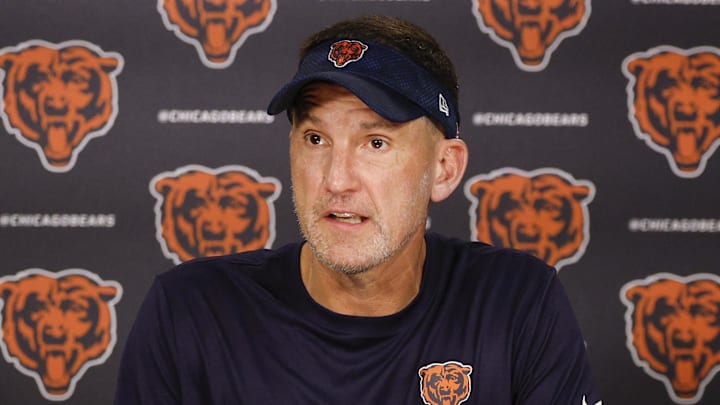 Chicago Bears defensive coordinator Dennis Allen 