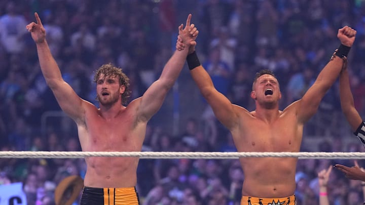Paul debutó con victoria junto a The Miz en la WWE