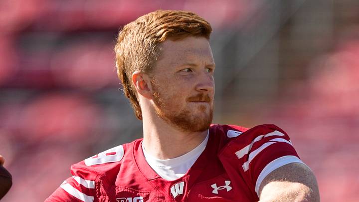 Oct 18, 2025; Madison, Wisconsin, USA; Wisconsin Badgers quarterback Billy Edwards Jr. (9) warms up before the game against the Ohio State Buckeyes at Camp Randall Stadium. Mandatory Credit: Jeff Hanisch-Imagn Images Oct 18, 2025; Madison, Wisconsin, USA; Wisconsin Badgers quarterback Billy Edwards Jr. (9) warms up before the game against the Ohio State Buckeyes at Camp Randall Stadium. Mandatory Credit: Jeff Hanisch-Imagn Images