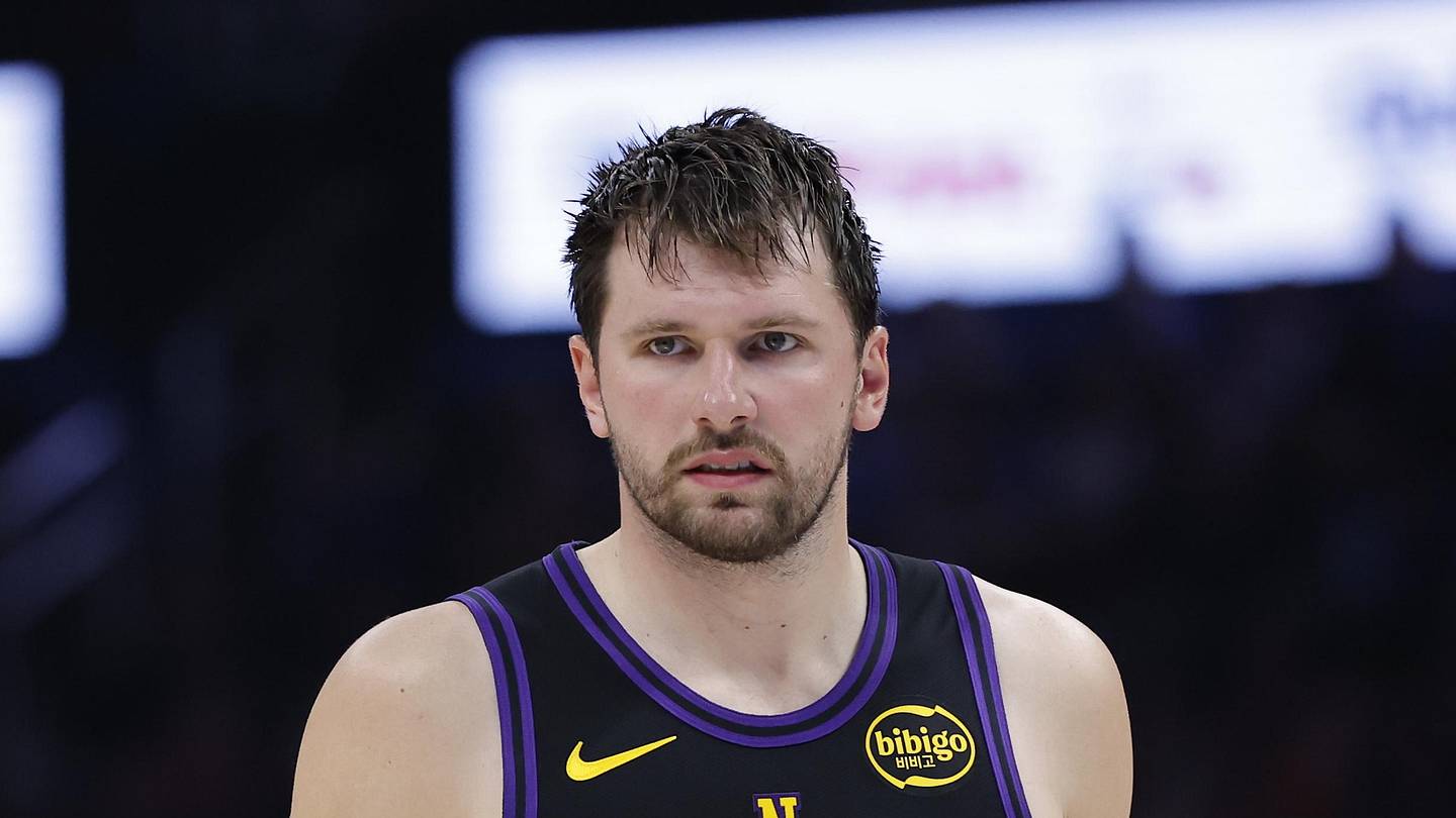 Insider Shares New Luka Doncic Injury Update Ahead of Lakers vs Thunder