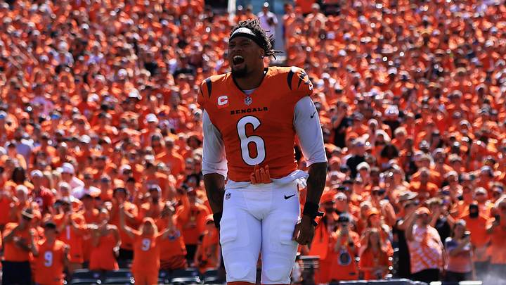 Sep 13, 2026; Cincinnati, Ohio, USA; Cincinnati Bengals safety Bryan Cook (6) runs onto the field before the game against the Tampa Bay Buccaneers at Paycor Stadium. Mandatory Credit: Katie Stratman-Imagn Images Sep 13, 2026; Cincinnati, Ohio, USA; Cincinnati Bengals safety Bryan Cook (6) runs onto the field before the game against the Tampa Bay Buccaneers at Paycor Stadium. Mandatory Credit: Katie Stratman-Imagn Images