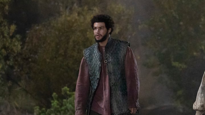 Marcus Rutherford (Perrin Aybara), Gary Beadle (Elyas Machera) in The Wheel of Time season 2. Image: Prime Video.
