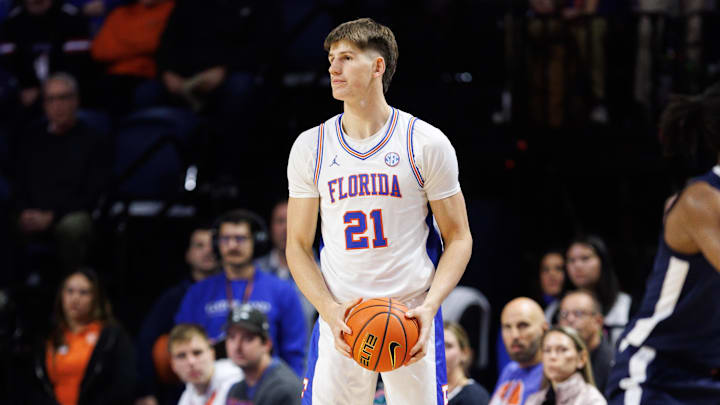 Florida Gators forward Alex Condon has become a force on both ends of the court in his second season.