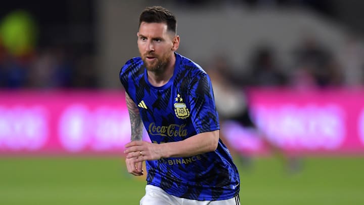 Lionel Messi debutó profesionalmente en el 2004 con el FC Barcelona