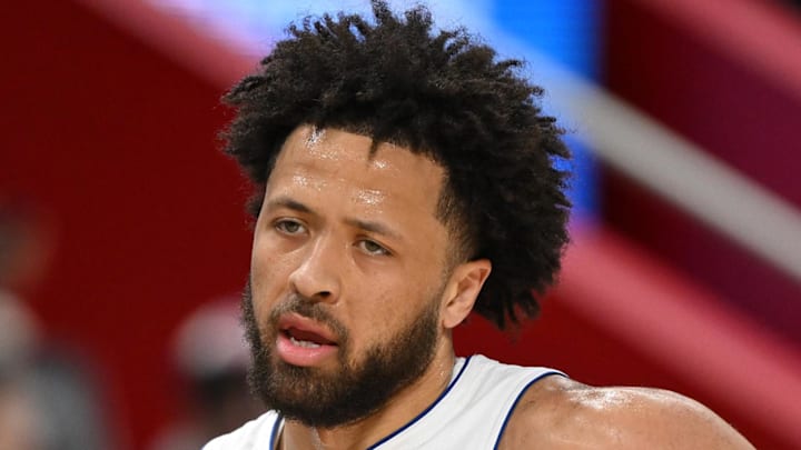 Mar 12, 2026; Detroit, Michigan, USA;  Detroit Pistons head coach J.B. Bickerstaff talks with Pistons guard Cade Cunningham (2): Lon Horwedel-Imagn Images