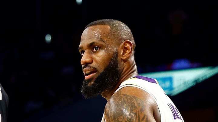 Houston Rockets v Los Angeles Lakers