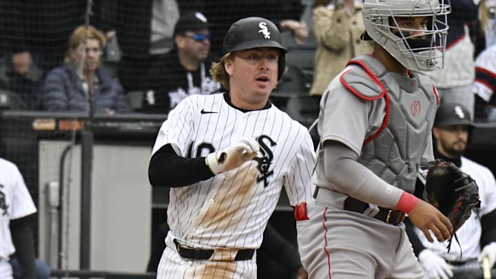 Chicago White Sox infielder Chase Meidroth (10) scores against the Boston Red Sox at Rate Field.