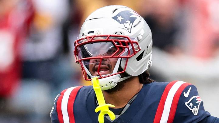 Pittsburgh Steelers v New England Patriots
