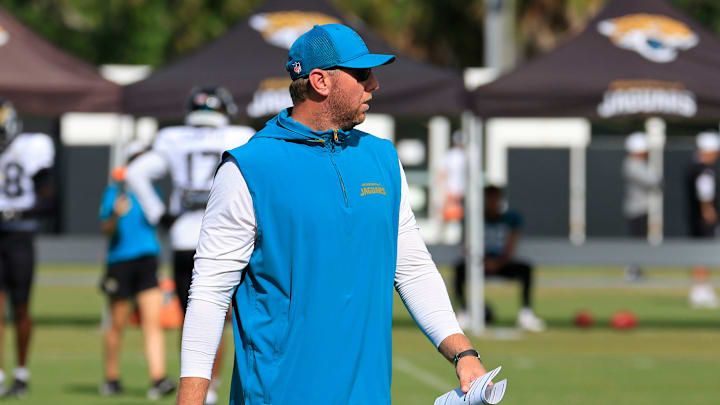 Jacksonville Jaguars head coach Liam Coen looks on during an NFL training camp session at the Miller Electric Center, Thursday, Aug. 14, 2025 in Jacksonville, Fla.