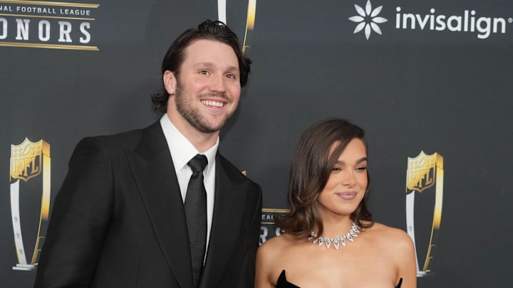 Josh Allen and Hailee Steinfeld