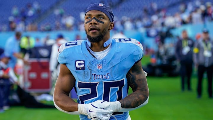 Tennessee Titans running back Tony Pollard (20) exits the field after the game against the Seattle Seahawks at Nissan Stadium in Nashville, Tenn., Sunday, Nov. 23, 2025.