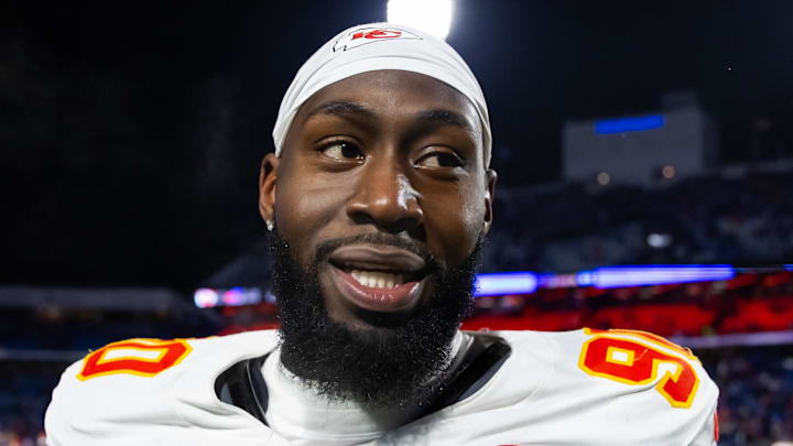 Washington Commanders defensive lineman Charles Omenihu