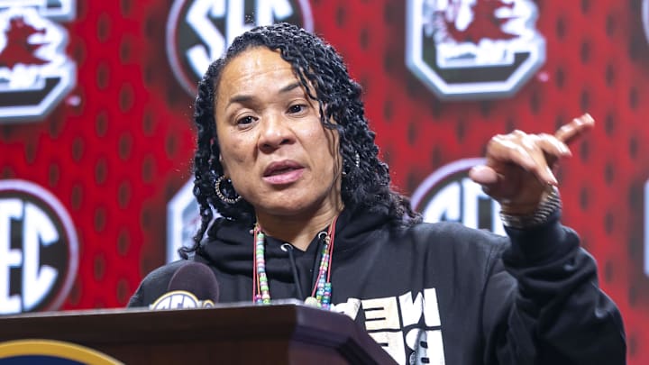 Oct 14, 2025; Birmingham, AL, USA; South Carolina Gamecocks head coach Dawn Staley talks with the media during SEC Media Days at Grand Bohemian Hotel. Mandatory Credit: Vasha Hunt-Imagn Images Oct 14, 2025; Birmingham, AL, USA; South Carolina Gamecocks head coach Dawn Staley talks with the media during SEC Media Days at Grand Bohemian Hotel. Mandatory Credit: Vasha Hunt-Imagn Images