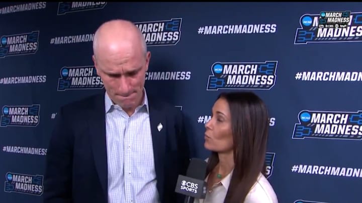 Dan Hurley reacts after UConn's loss to Florida in the 2025 NCAA Tournament.
