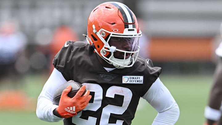 Jun 10, 2025; Berea, OH, USA; Cleveland Browns running back Dylan Sampson (22) runs with the ball during minicamp at CrossCountry Mortgage Campus. Mandatory Credit: Ken Blaze-Imagn Images Jun 10, 2025; Berea, OH, USA; Cleveland Browns running back Dylan Sampson (22) runs with the ball during minicamp at CrossCountry Mortgage Campus. Mandatory Credit: Ken Blaze-Imagn Images