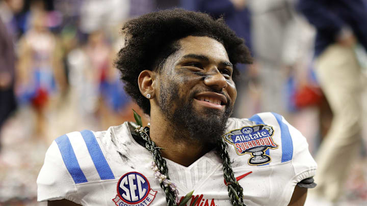 Mississippi Rebels wide receiver De'Zhaun Stribling