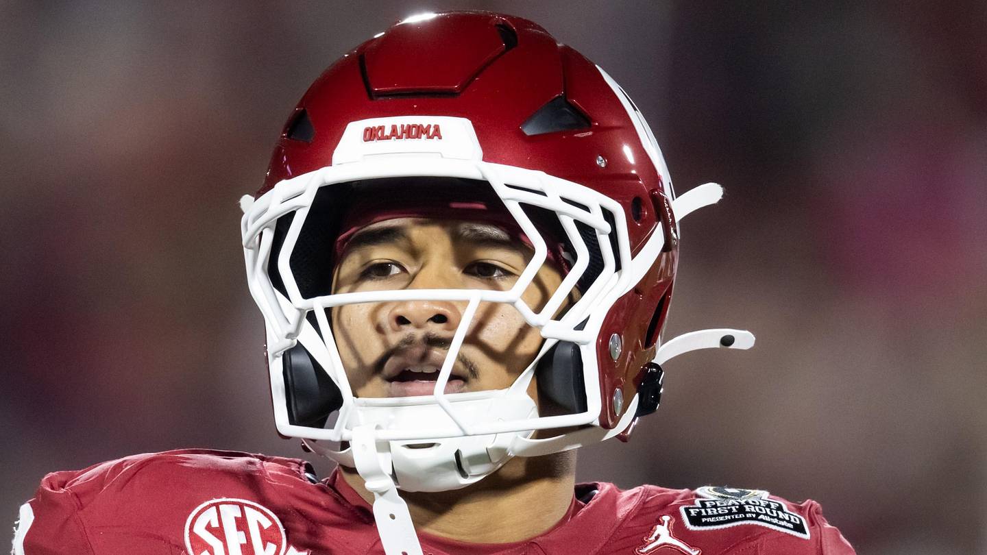 Chiefs’ rebuilt backfield leaves intriguing rookies stuck in the shadows