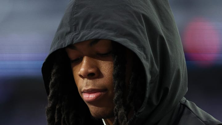 Detroit Lions running back Jahmyr Gibbs (0) looks on during warmups before the game against the Minnesota Vikings 