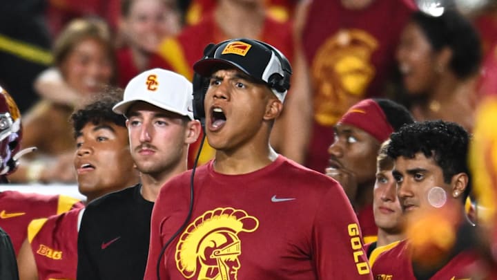 Sep 7, 2024; Los Angeles, California, USA; USC Trojans defensive coordinator D'Anton Lynn reacts against the Utah State Aggies during the fourth quarter at United Airlines Field at Los Angeles Memorial Coliseum. Mandatory Credit: Jonathan Hui-Imagn Images Sep 7, 2024; Los Angeles, California, USA; USC Trojans defensive coordinator D'Anton Lynn reacts against the Utah State Aggies during the fourth quarter at United Airlines Field at Los Angeles Memorial Coliseum. Mandatory Credit: Jonathan Hui-Imagn Images
