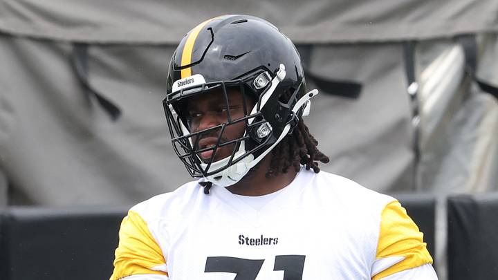 Pittsburgh Steelers offensive tackle Max Iheanachor Pittsburgh Steelers offensive tackle Max Iheanachor