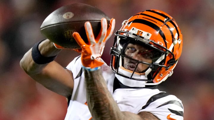 Cincinnati Bengals wide receiver Ja'Marr Chase (1) catches a pass in the fourth quarter during a Week 17 NFL football game between the Cincinnati Bengals and the Kansas City Chiefs, Sunday, Dec. 31, 2023, at GEHA Field at Arrowhead Stadium in Kansas City, Mo. The Kansas City Chiefs won, 25-17.