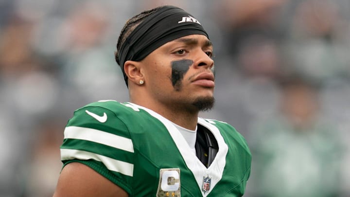 Justin Fields QB New York Jets Justin Fields QB New York Jets