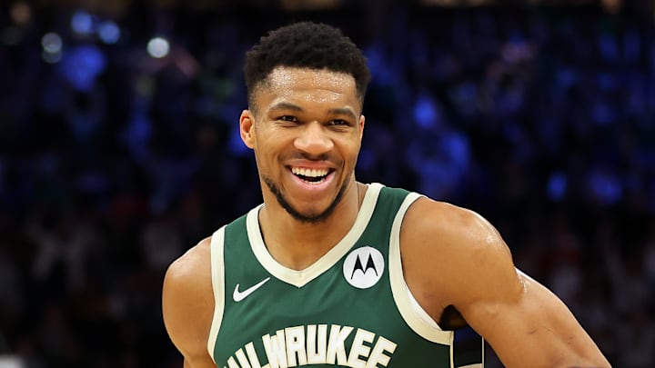 Cleveland Cavaliers v Milwaukee Bucks